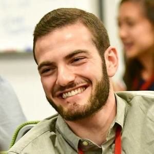 Meet your Posher, Zach